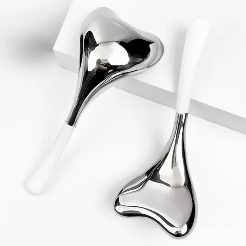 Arcmasszírozó kanál