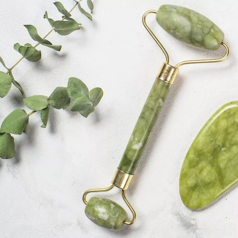 Zöld jáde arcroller